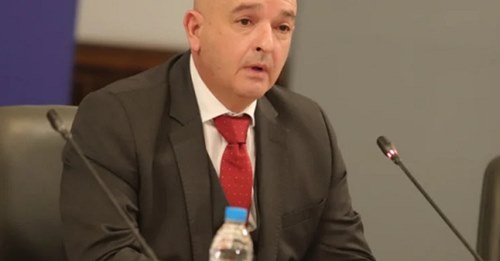 Гръмна голям скандал! Слави и репортерът му Балабанов се гаврят с ген. Мутафчийски