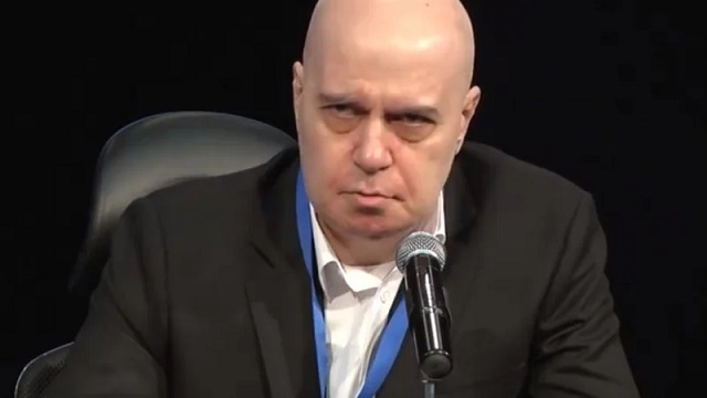 Тошко Йорданов разкри какво е състоянието на заразения с К-19 Слави Трифонов