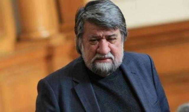Вежди Рашидов през 1999: Страх ме е от коли, ще загина като мама!
