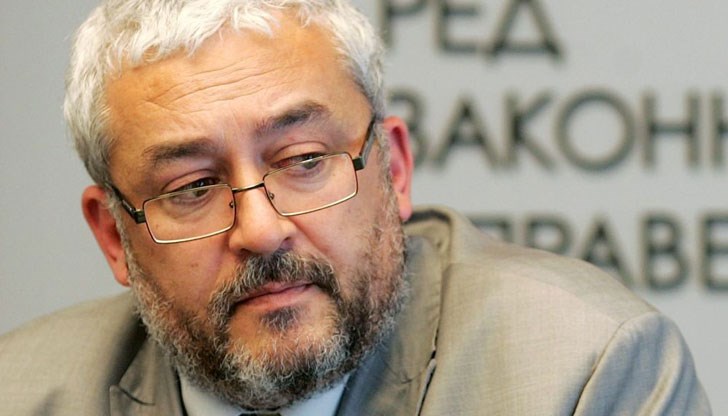 Адв. Емил Василев: Май накрая доц. Мангъров все пак ще се окаже прав
