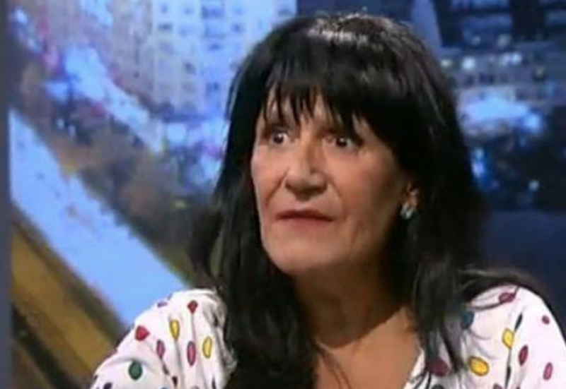 Ива Николова към премиера: Прав си, Просто Киро. В помията съм! Защото помията си ти