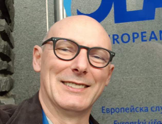 АТАНАС ЧОБАНОВ ИЗНУДВА ЩАТСКИ ДИПЛОМАТИ СЪС СРС-ТА