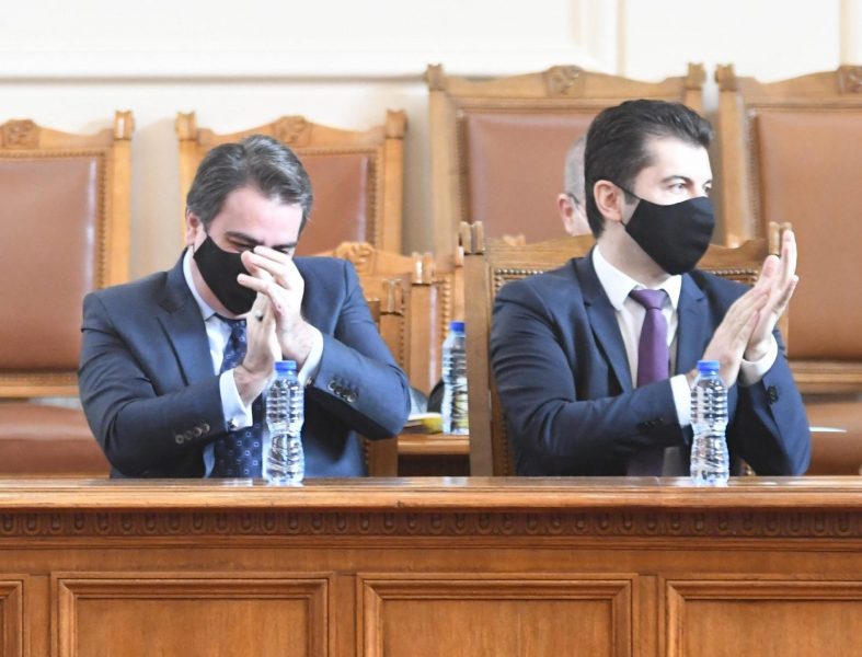 Не знаете какви са щетите от управлението на Киро и Асен? Ето ви ги!