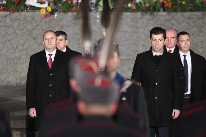 Кирил Петков дразни Румен Радев: Ще даде мандат на БСП! Другото е заиграване с ГЕРБ