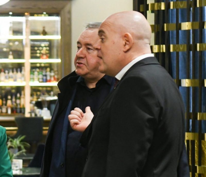 Доказателство разби всички като ген. Атанасов, които твърдят, че атентатът срещу Гешев е инсценировка