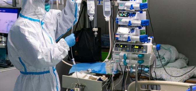 Страшен мор в Турция, болниците се пукат по шевовете