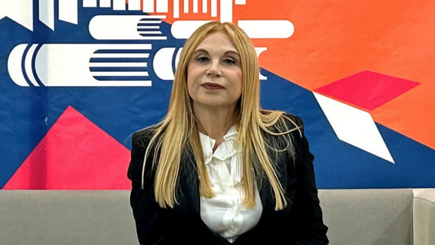Гадателката на Берлускони: Жена ще е премиер на България, войната приключва