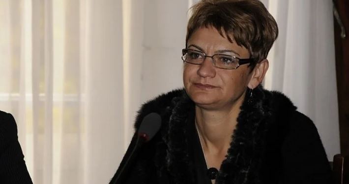 Бивша зам.-кметица лапна палата на Брендо за символична сума СНИМКА