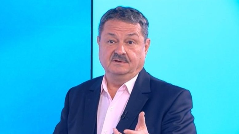 Толкова топло, че чак морето ще закипи! Проф.Рачев с прогноза за остатъка от лятото: