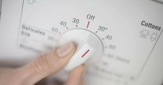 4 причини никога да не перете дрехите на 40°C