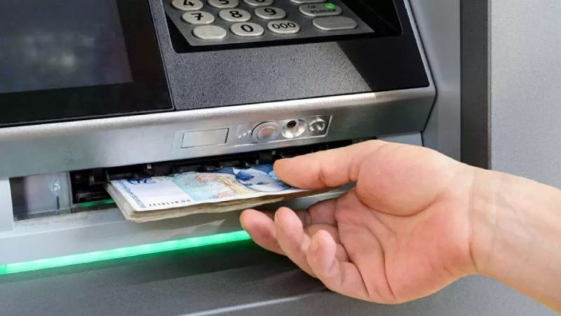 Без такса за теглене на пенсия или заплата