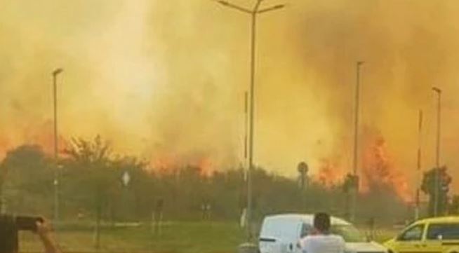 Кошмарът край Созопол няма край, евакуират наред