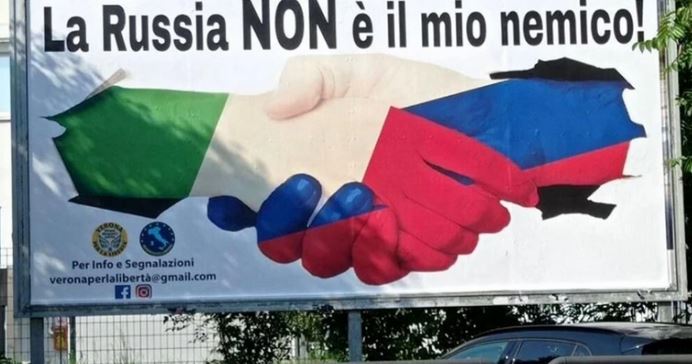 Италия шокира, куп градове осъмнаха с руски знамена