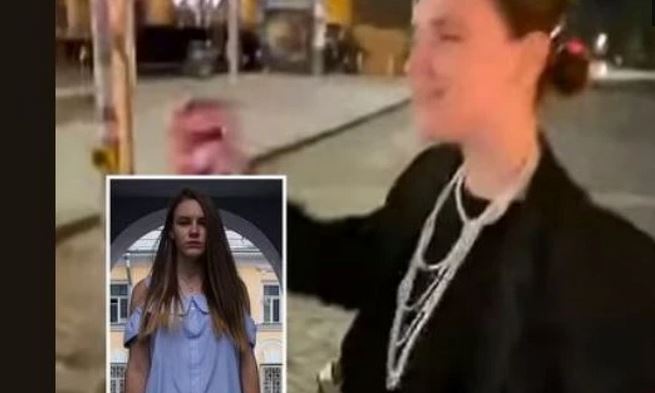 Инфлуенсърка умря нелепо докато излъчва в TikTok ВИДЕО