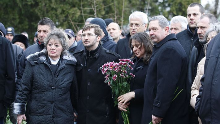 Тъжна вест! Член на семейството на Гунди не дочака филма за него!