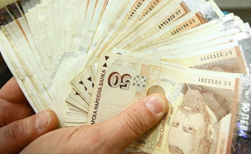 Обявиха как се плаща за работа на 24, 25, 26, 27 и 31 декември
