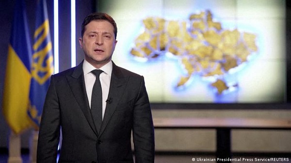 Зеленски в Давос: За мир в Украйна са нужни поне 200 000 европейски войници