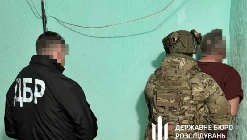 Какво се случва в Украйна?! Валят арести на бойни генерали