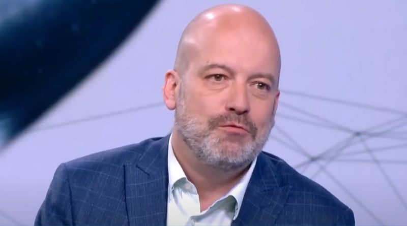Иво Сиромахов: Родители, спрете да мрънкате! Децата ви са невежи не заради училището, а заради вас