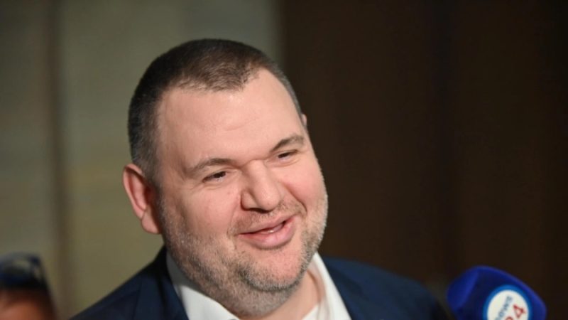 Пеевски: Подмяната свърши, олигархията свърши!