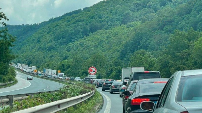 АПИ с важно съобщение: От 17 април голяма промяна за пътуващите по магистрала „Хемус“ / КАРТА