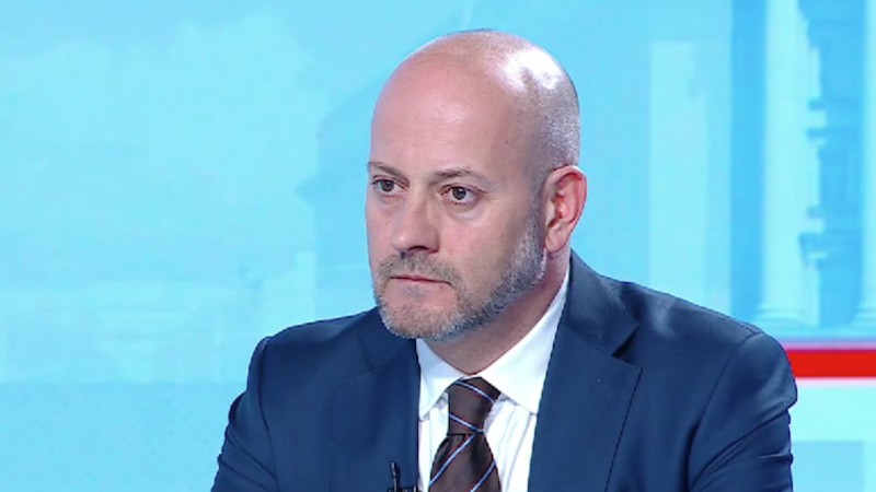 Кънев: Радев може да е инструктиран за референдума