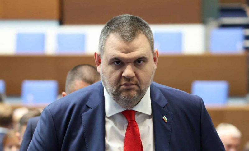 ТОВА ЛИ Е КРАЯТ? Делян Пеевски: Жалка работа, няма смисъл!