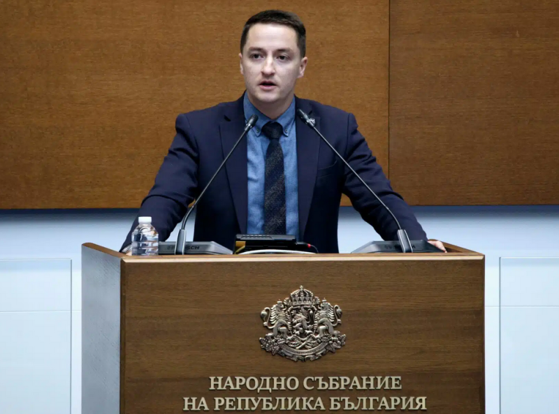 Божанков: Къде е Копейкин? Митрофанова го търси да го бие!