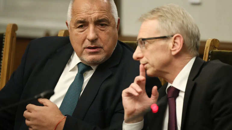 Денков: Борисов го е яд, че не може да прикрие приноса ни за еврозоната