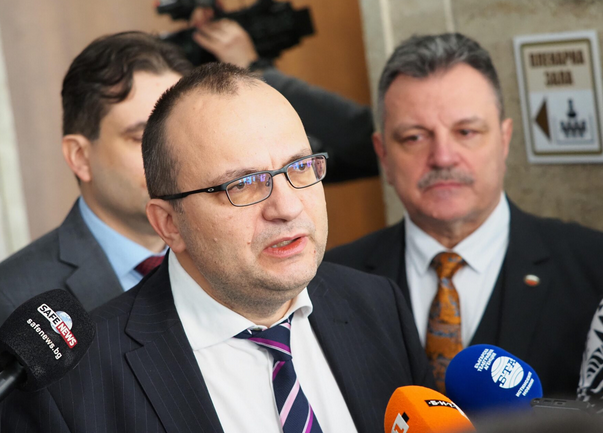 Мартин Димитров: Еврозоната е като пълно каско