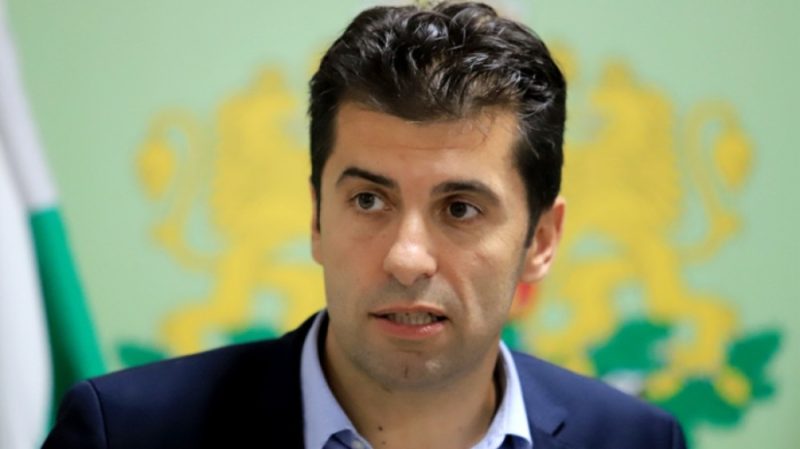 Кирил Петков: Оставиха Камелия на Благо – майката на две деца, едното на 50 дни – без баща за поредна вечер