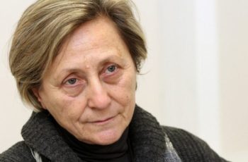 Нешка Робева избухна: Честит Хелуин! Честит празник тиквопоклонци!