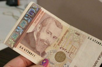 Извънредна новина: Какво решиха за коледните добавки към пенсиите – изненада за всички!