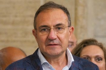 Гуцанов: Коледната добавка ще е